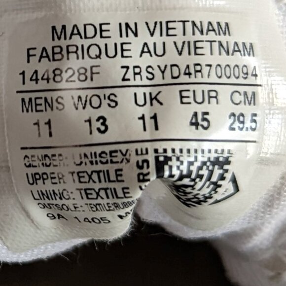 Converse Green All-Star Tennis Shoes with Star Canvas Upper, Striped Tongue Used - Picture 6 of 8